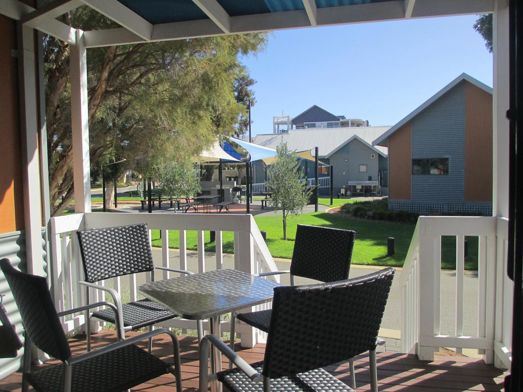 Mandurah Ocean Marina Chalets Exterior foto